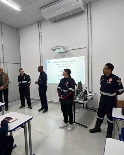 Treinamento de múltiplas vítimas na sede do SAMU Campinas