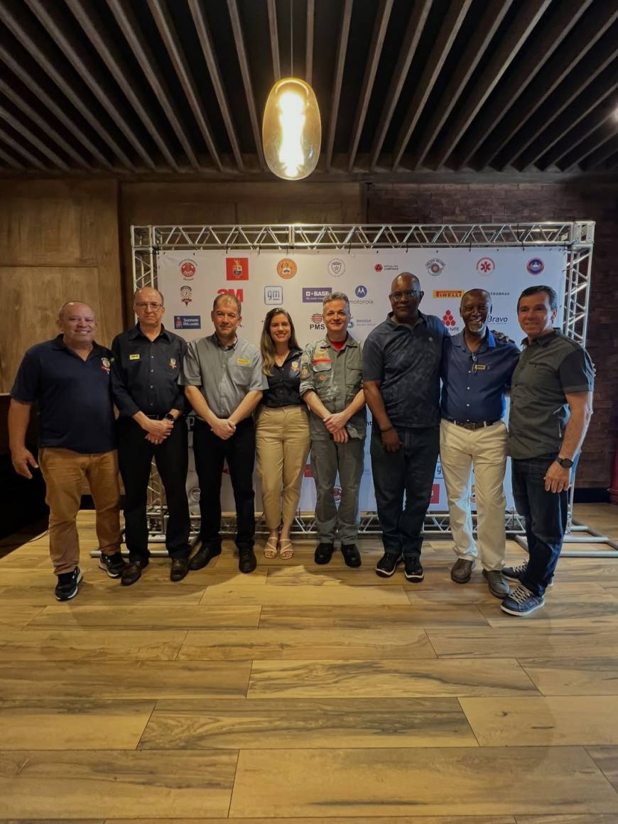 Reunião de Dezembro e Confraternização